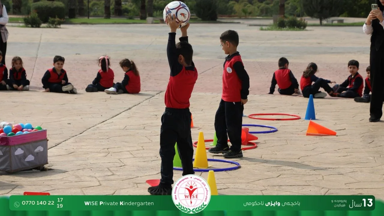 یەکەم گەشتی ساڵی خوێندنمان لە باخچەی وایزی ناحکومی