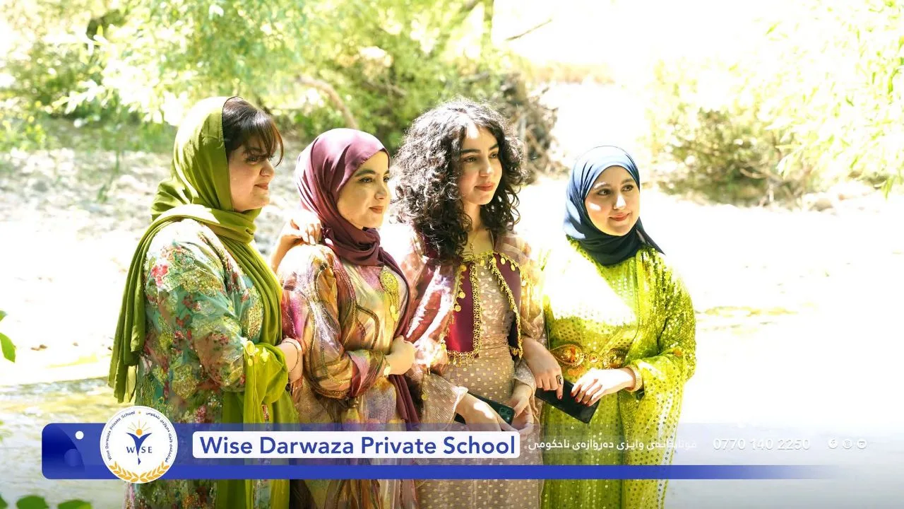 ئەنجامدانی گەشت بۆ ستافی مامۆستا و کارمەندان